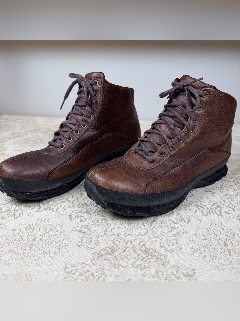 L. L. Bean Men's Brown Leather Lace-Up Casual Boots 11